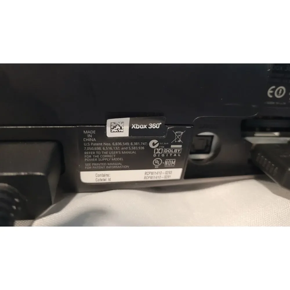 Microsoft Xbox 360 S Console Model 1439 Bundle w/ Controller & OEM Power Supply